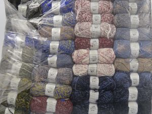 Alpaca Types In this list; you see most recent 50 mixed lots. <br>
To see all <a href=&/mixed_lots/o/4#list&>CLICK HERE</a>
(Old ones have much better deals)<hr> Fiber Content 70% Acrylic, 15% Alpaca, 15% Wool, Brand Ice Yarns, fnt2-81345